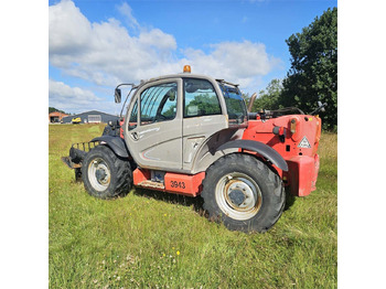 Teleszkópos rakodó Manitou MT 1135: 4 kép.