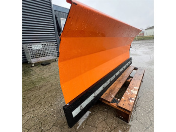 Hóeke Nesbo PS 1750 M: 5 kép.