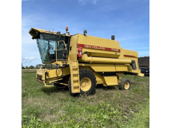 Kombájn NEW HOLLAND TX series