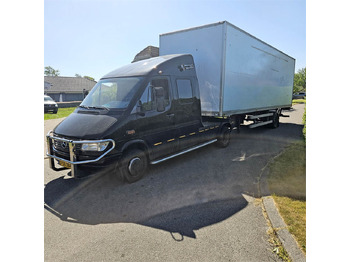 Nyergesvontató Mercedes 412 D: 5 kép.