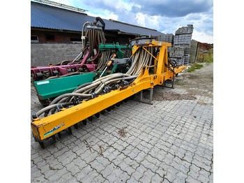 Műtrágyaszóró gép