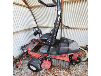 Kerti fűkasza Toro Greensmaster 3200-D: 2 kép.