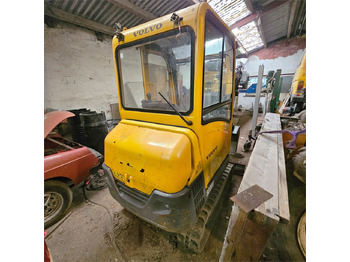 Minikotró Volvo EC20 B XTV: 4 kép.