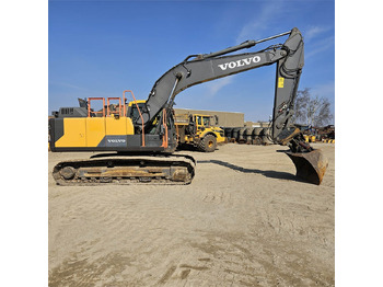 Lánctalpas kotró Volvo EC200 EL: 5 kép.