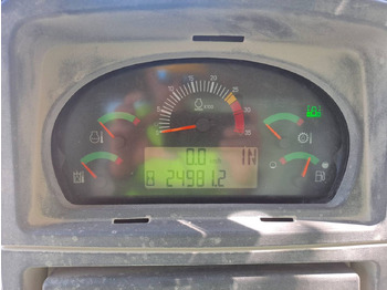 Buldózer CAT D10T: 5 kép. Buldózer CAT D10T: 5 kép.