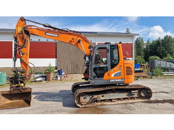 Lánctalpas kotró DOOSAN DX140