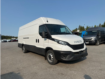 Új Furgon Iveco Daily 35S16A8 16m3: 2 kép. Új Furgon Iveco Daily 35S16A8 16m3: 2 kép.