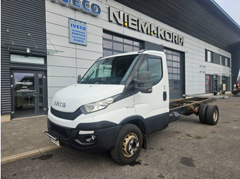 Dobozos kisteherautó IVECO Daily 70c17