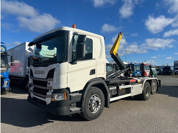 Horgos rakodó teherautó SCANIA P 360