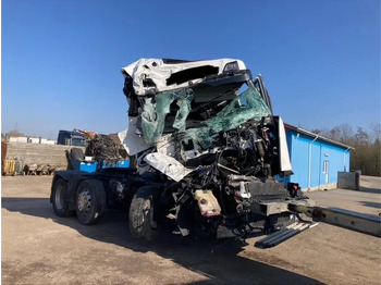 Nyergesvontató SCANIA R 500