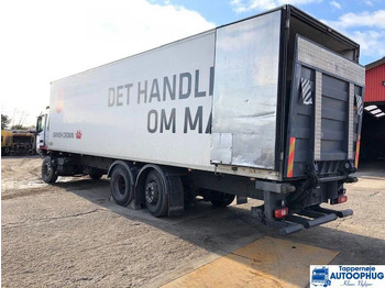 Hűtős teherautó Volvo FM330 Coolerbox 6×2: 5 kép. Hűtős teherautó Volvo FM330 Coolerbox 6×2: 5 kép.