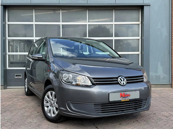 Autó VOLKSWAGEN