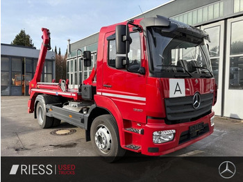 Billenőplatós teherautó Mercedes-Benz Atego 1630 Meiller Absetzkipper Anhängerhydrauli: 2 kép. Billenőplatós teherautó Mercedes-Benz Atego 1630 Meiller Absetzkipper Anhängerhydrauli: 2 kép.