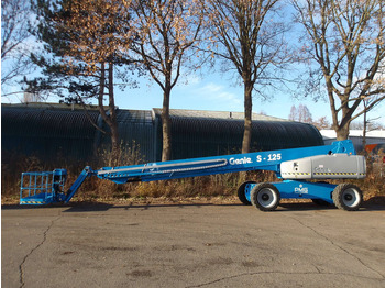 Teleszkópos emelő GENIE