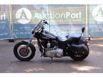 Motorkerékpár Harley-Davidson Dyna Street Bob: 2 kép.
