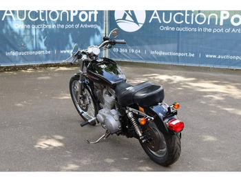 Motorkerékpár Harley-Davidson Sportster XL883: 4 kép.