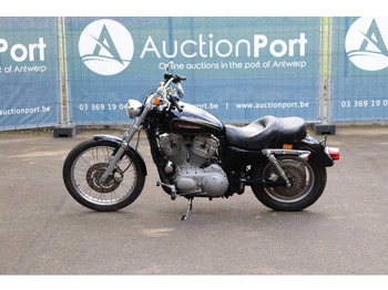 Motorkerékpár Harley-Davidson Sportster XL883: 2 kép.