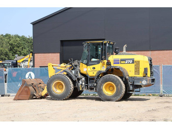 Gumikerekes homlokrakodó Komatsu WA270-8E0: 3 kép. Gumikerekes homlokrakodó Komatsu WA270-8E0: 3 kép.