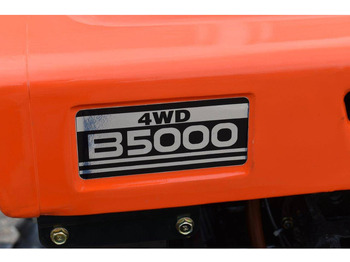 Traktor Kubota B5000: 5 kép. Traktor Kubota B5000: 5 kép.