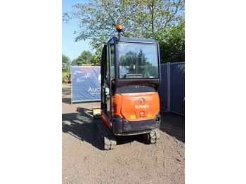 Minikotró Kubota KX016-4: 4 kép.