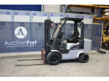 Dízel targonca NISSAN