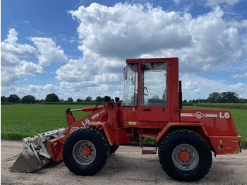 Gumikerekes homlokrakodó O&K