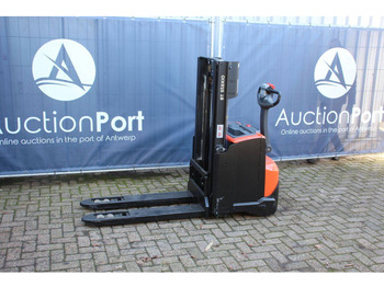 Emelőtargoncá TOYOTA