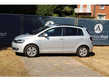 Autó VOLKSWAGEN