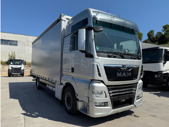 Ponyvás teherautó MAN 18.430 LL TGX E6 (Tauliner): 2 kép.