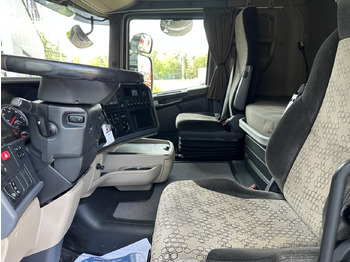 Nyergesvontató SCANIA R 450 LA4x2MNA: 2 kép.