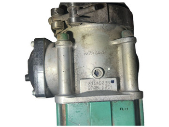 Motor és alkatrészek Volvo euro 6: 2 kép.