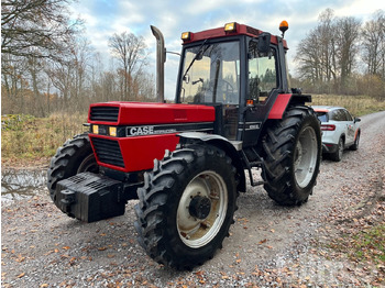 Traktor CASE IH XL