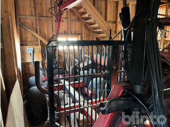 Erdészeti pótkocsi Kesla Patu: 3 kép. Erdészeti pótkocsi Kesla Patu: 3 kép.