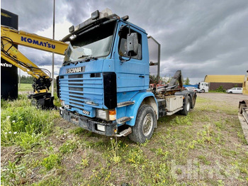 Horgos rakodó teherautó SCANIA R143