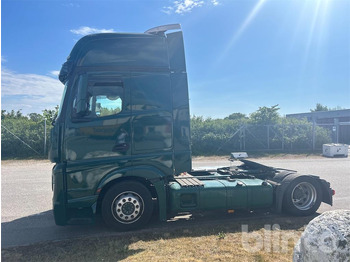 Nyergesvontató MERCEDES-BENZ Actros