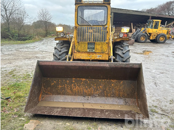 Gumikerekes homlokrakodó Volvo BM LM641: 2 kép.