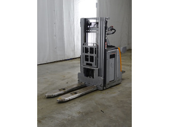 Emelőtargoncá STILL