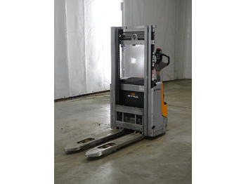 Emelőtargoncá STILL