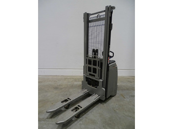 Emelőtargoncá STILL