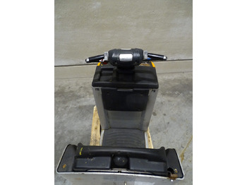 Elektromos vontató Still LTX20: 3 kép. Elektromos vontató Still LTX20: 3 kép.