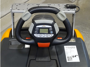 Komissiózó targoncá Still OPX25: 3 kép.