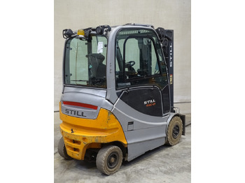 Elektromos targonca Still RX60-25: 2 kép. Elektromos targonca Still RX60-25: 2 kép.