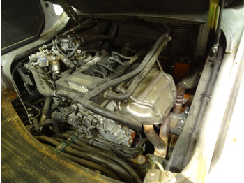 Villás targonca Still RX70-40T: 3 kép. Villás targonca Still RX70-40T: 3 kép.