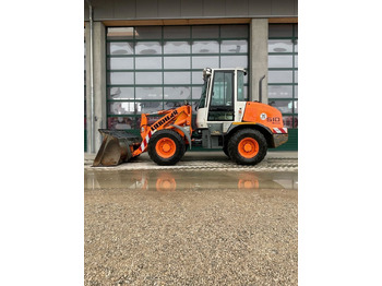 Gumikerekes homlokrakodó LIEBHERR