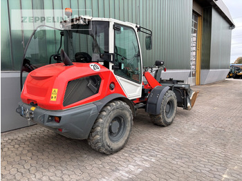 Liebherr L506 lízing Liebherr L506: 3 kép. Liebherr L506 lízing Liebherr L506: 3 kép.