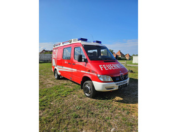 Mercedes-Benz Allrad Sprinter 416 Feuerwehr 4x4 VAN lízing Mercedes-Benz Allrad Sprinter 416 Feuerwehr 4x4 VAN: 1 kép.