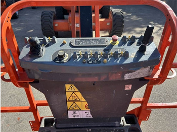 Személyemelő JLG 600 AJ (3218): 3 kép.