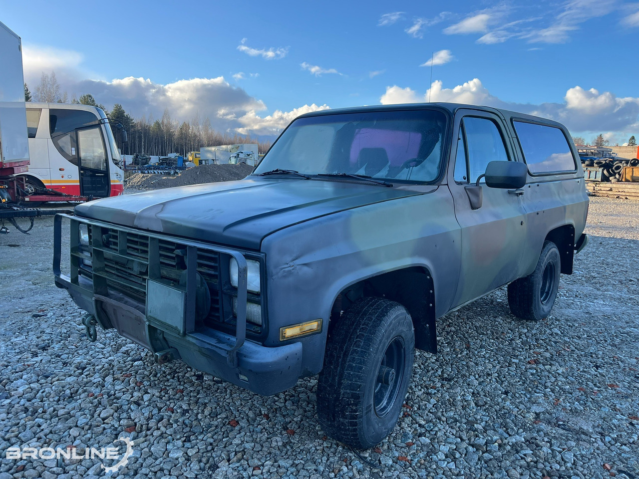1985 Chevrolet M1009 4x4 - Autó: 2 kép. 1985 Chevrolet M1009 4x4 - Autó: 2 kép.