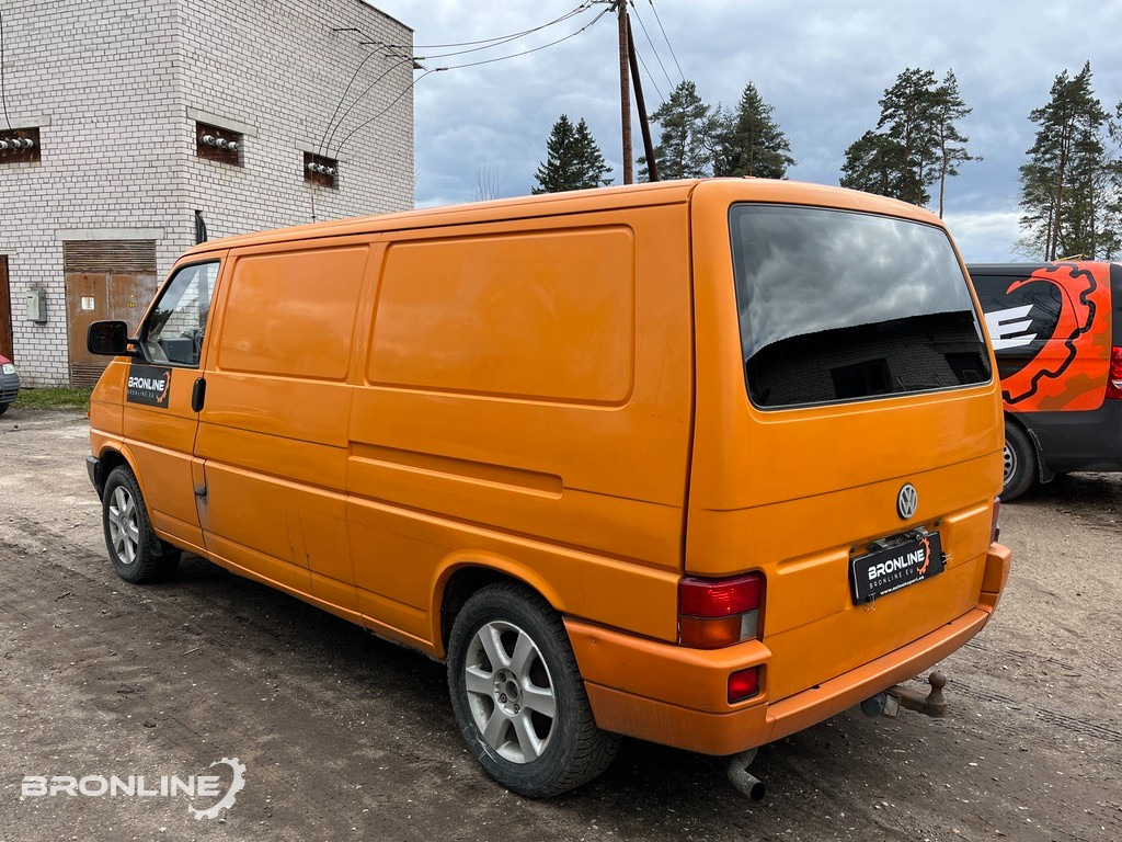 1993 Volkswagen Transporter T4 Survepesur - Kis furgon: 5 kép. 1993 Volkswagen Transporter T4 Survepesur - Kis furgon: 5 kép.