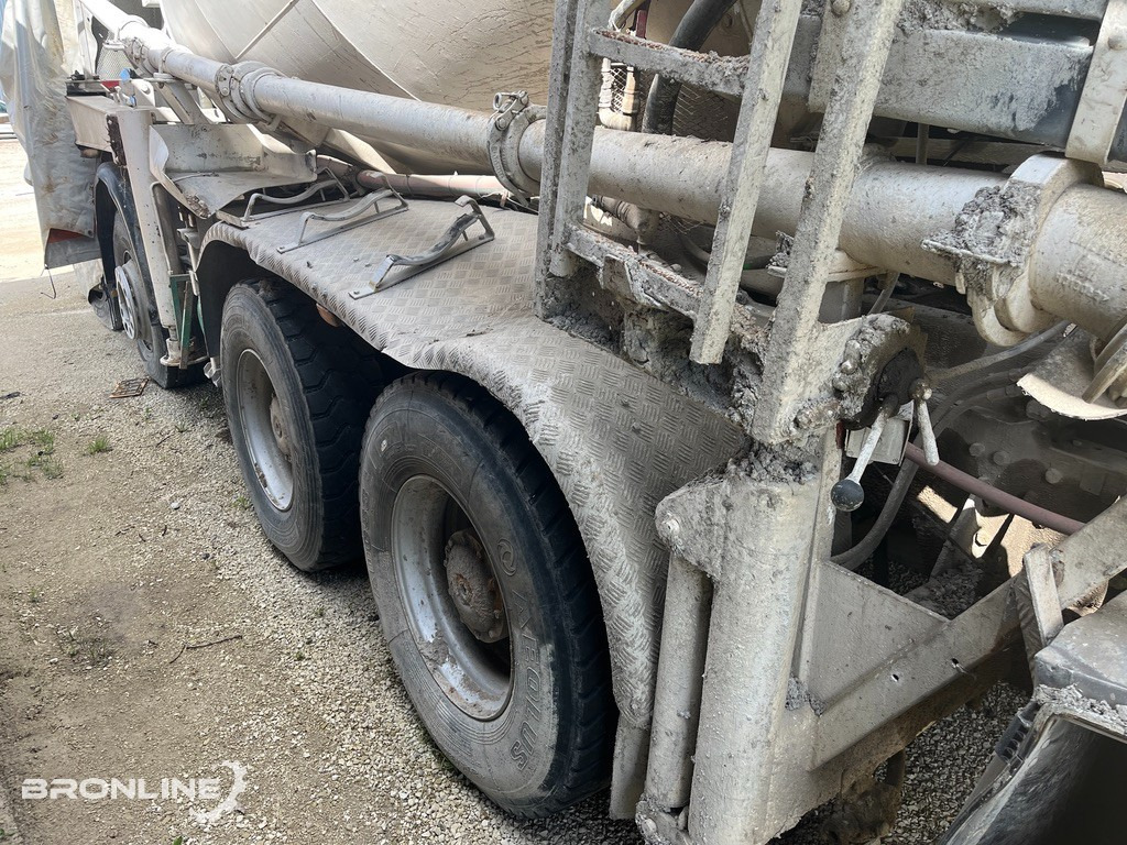 2003 MERCEDES-BENZ ACTROS 3240B 8X4/4 Mixer - Betonmixer: 5 kép. 2003 MERCEDES-BENZ ACTROS 3240B 8X4/4 Mixer - Betonmixer: 5 kép.
